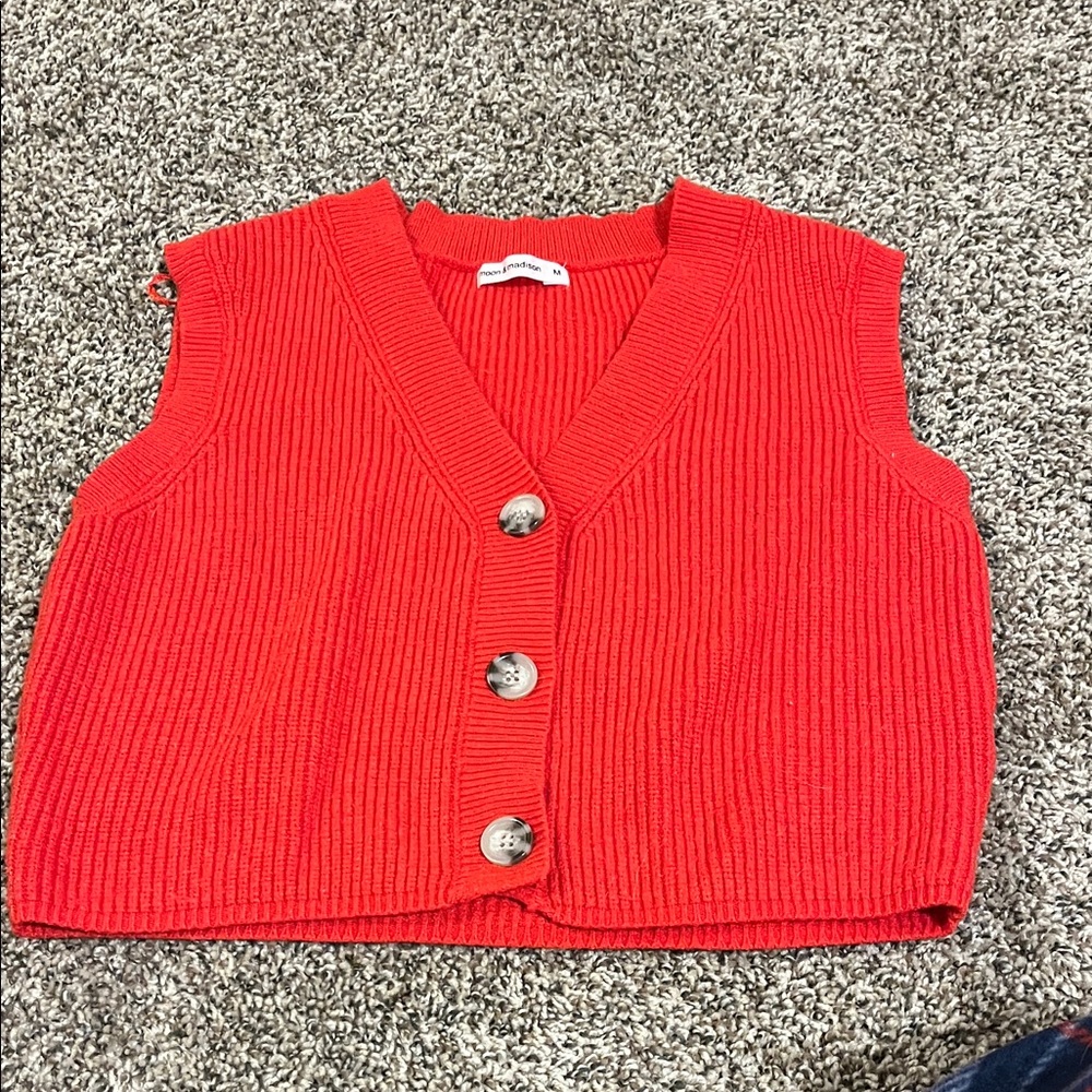 Moon & Madison Scarlet Knit Vest